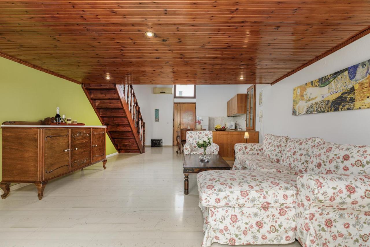 Artist Loft Daire Resmo Dış mekan fotoğraf